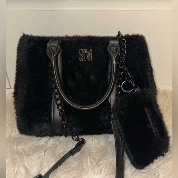 Steve Madden Black Faux Fur Purse - Picture 1 of 5